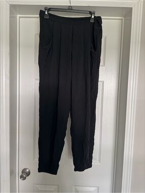 Eileen Fisher Black Relaxed Tapered Jogger Pants